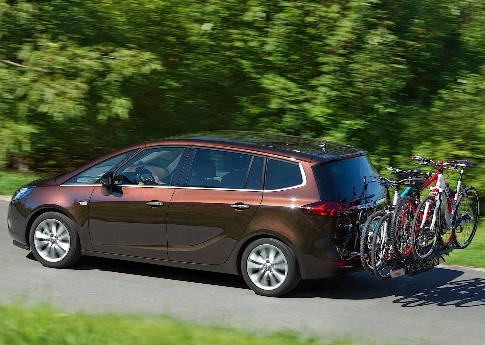 Opel Zafira photo 49