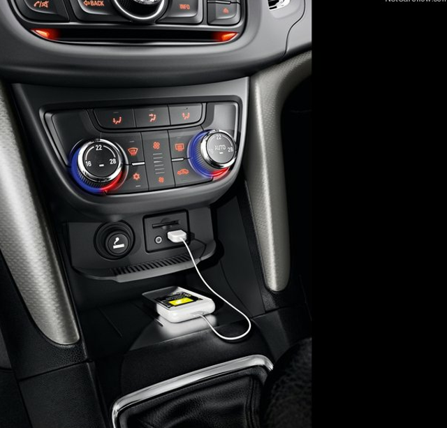 Opel Zafira photo 62