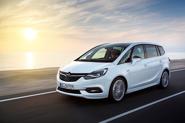 Opel Zafira photo 4