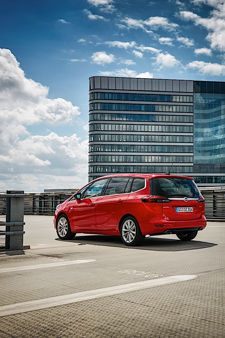 Opel Zafira photo 24