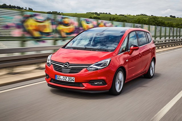Opel Zafira photo 29
