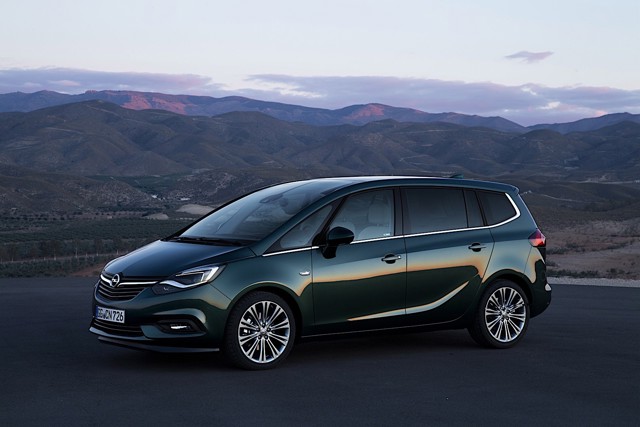 Opel Zafira photo 37