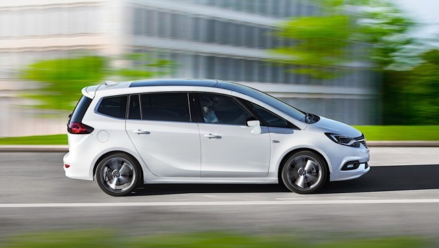 Opel Zafira photo 1