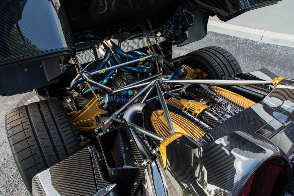 Pagani Huayra Roadster photo 51