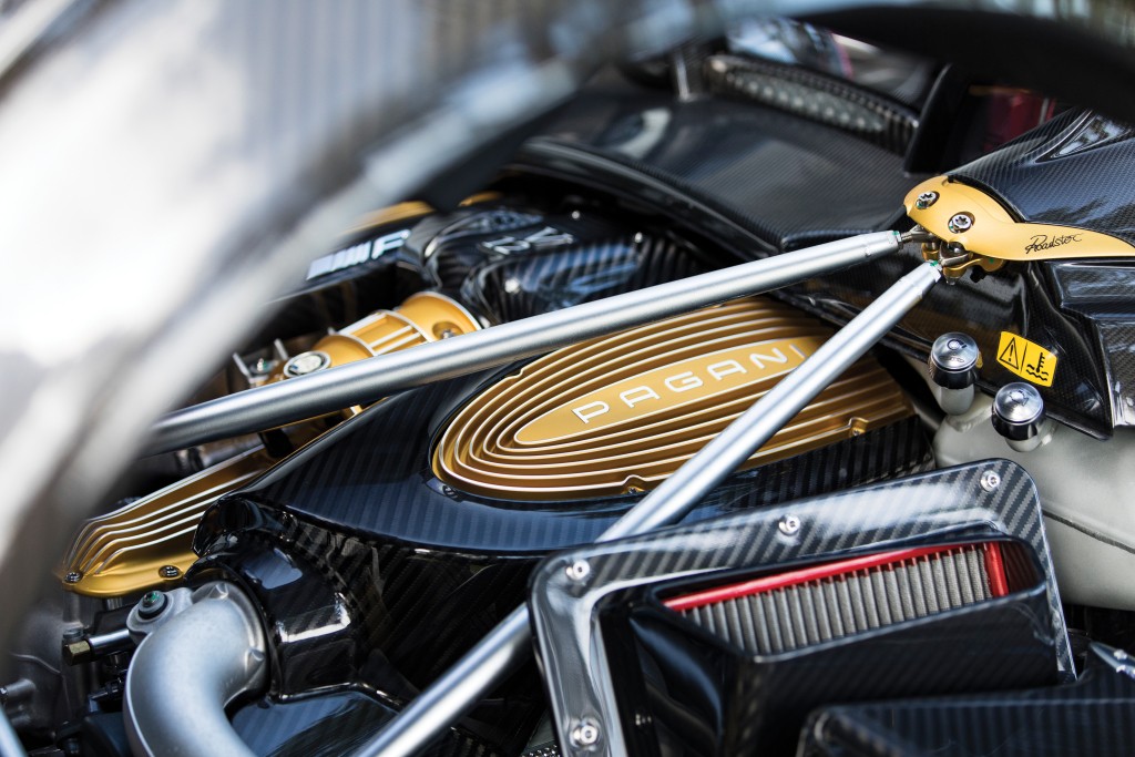 Pagani Huayra Roadster photo 52