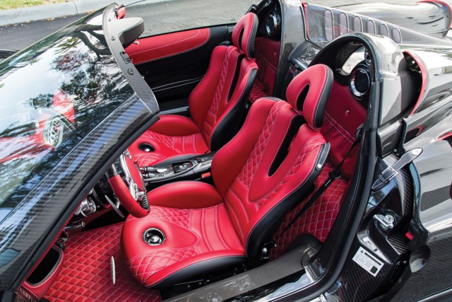 Pagani Huayra Roadster photo 61