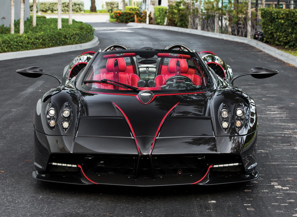 Pagani Huayra Roadster photo 34