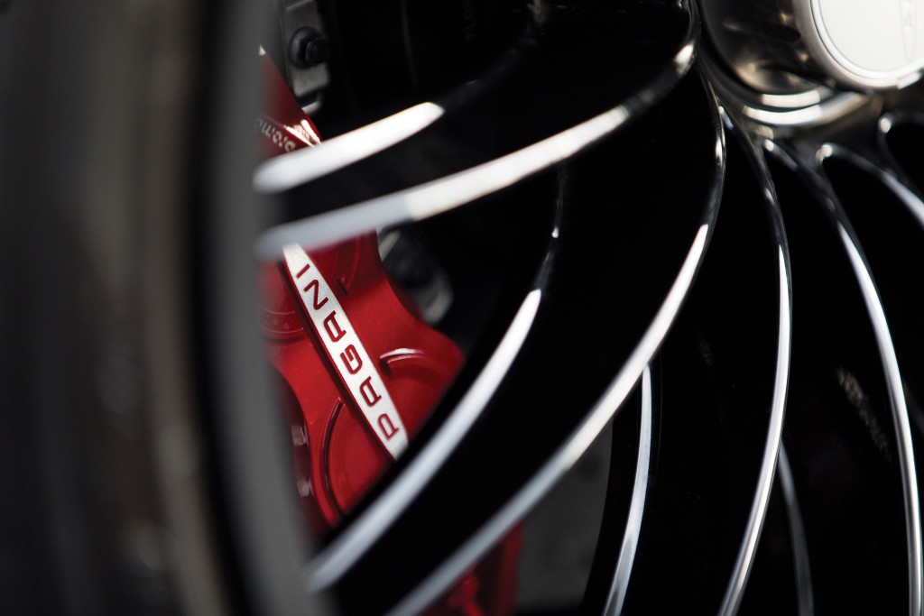 Pagani Huayra Roadster photo 39