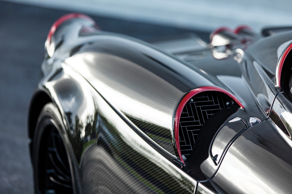 Pagani Huayra Roadster photo 41
