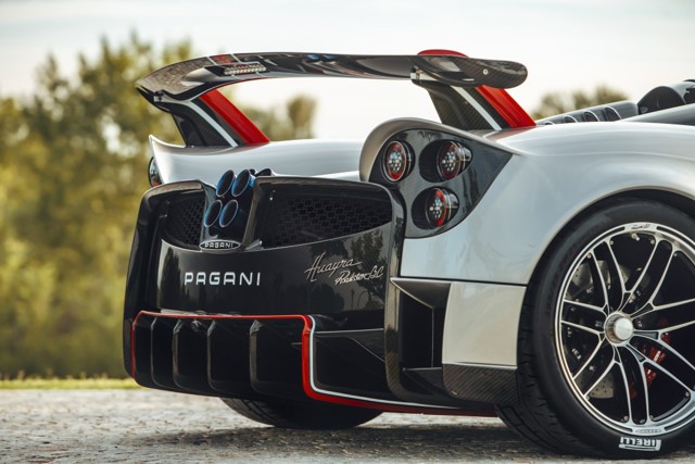 Pagani Huayra Roadster foto 1