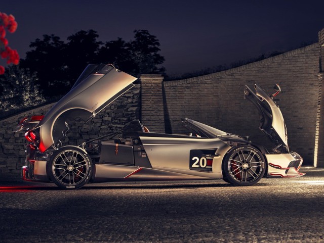 Pagani Huayra Roadster foto 2