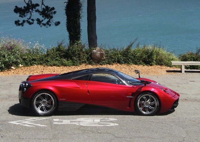 Pagani Huayra Foto 4
