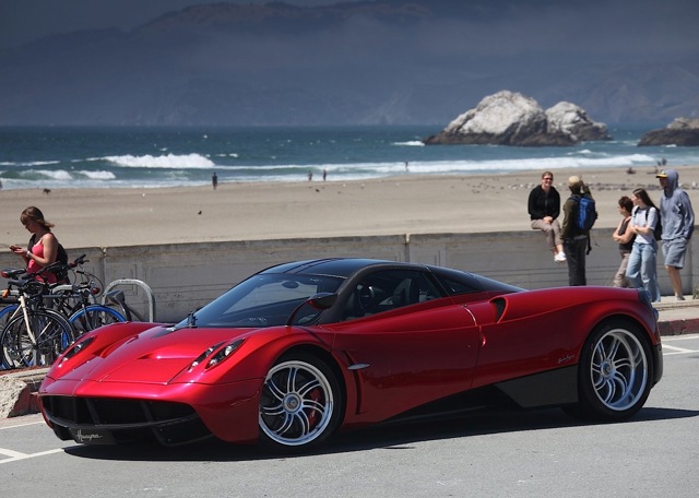 Pagani Huayra Foto 21