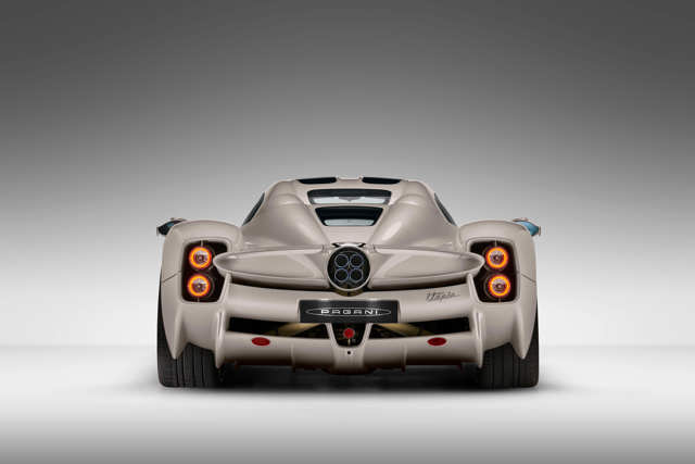 Pagani Utopia photo 5