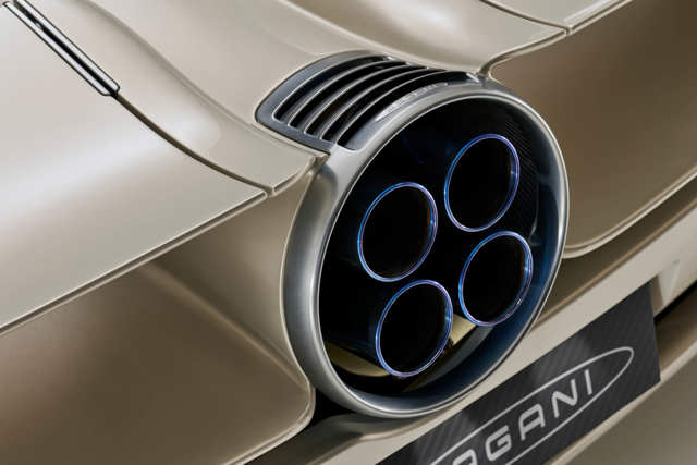 Pagani Utopia photo 20