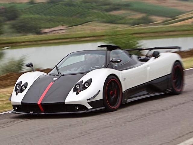 Pagani Zonda Cinque Roadster photo 2