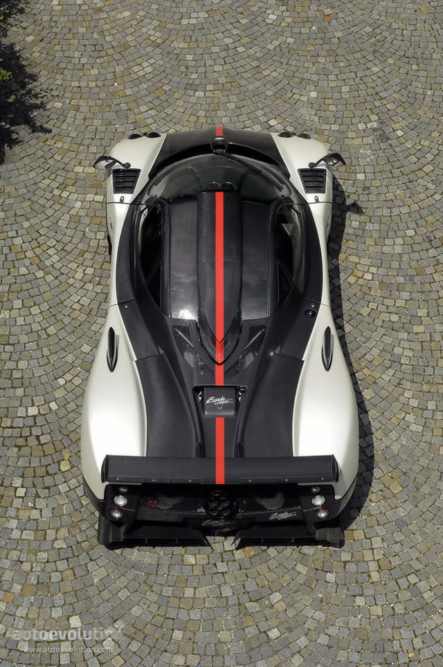 Pagani Zonda Cinque foto 10