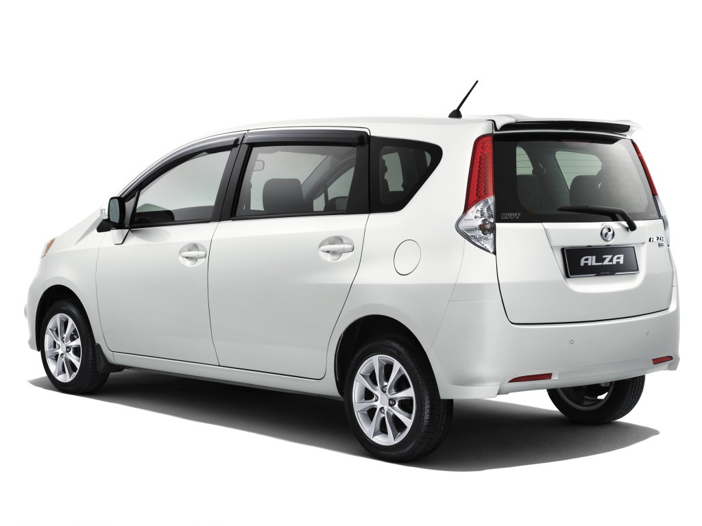 Perodua Alza photo 3