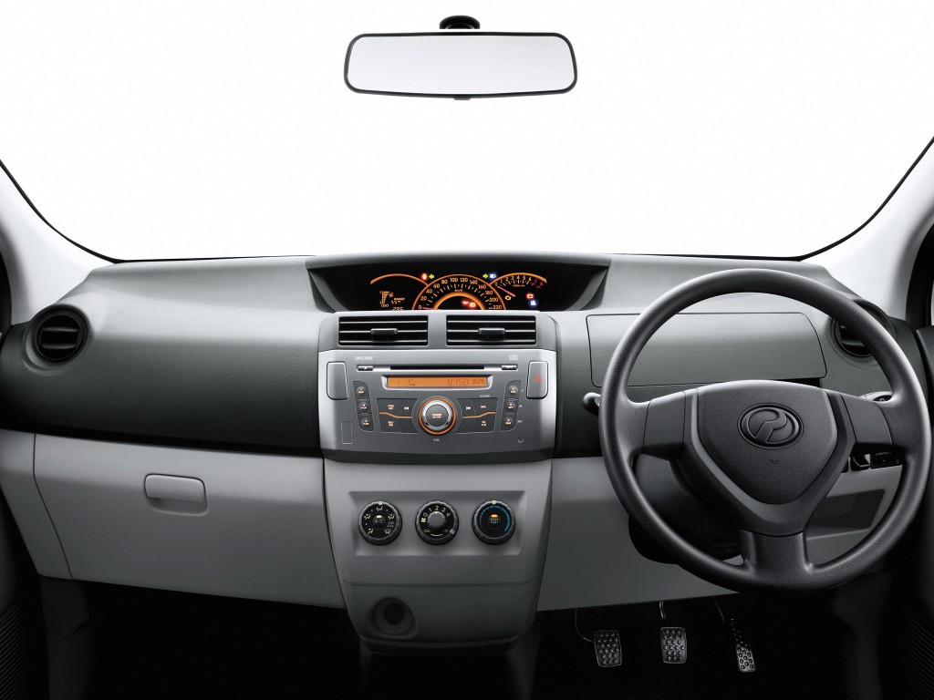 Perodua Alza photo 14