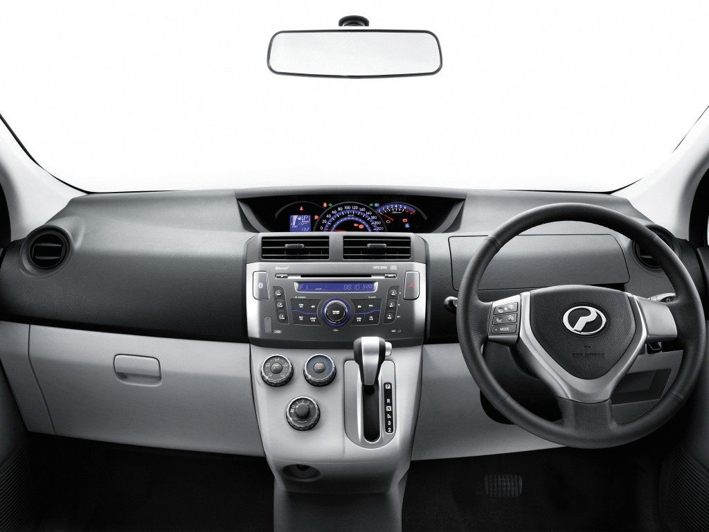 Perodua Alza photo 15