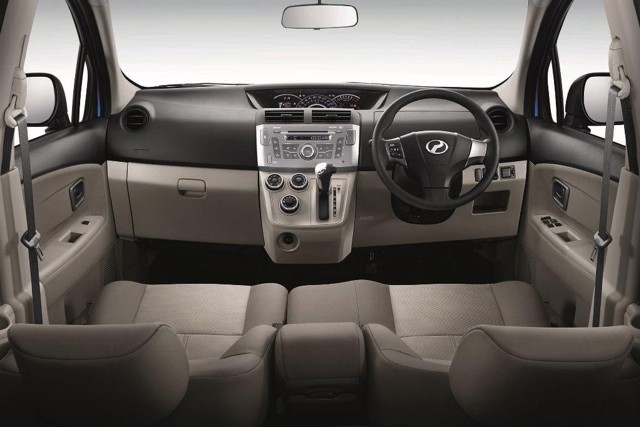Perodua Alza photo 5