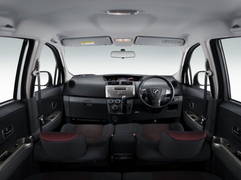 Perodua Alza photo 8