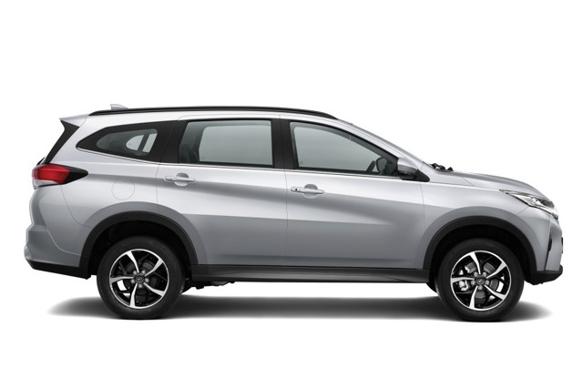 Perodua Aruz foto 7