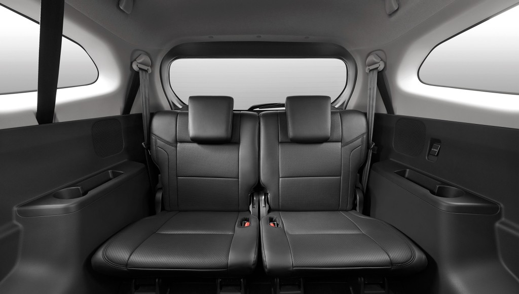 Perodua Aruz photo 14