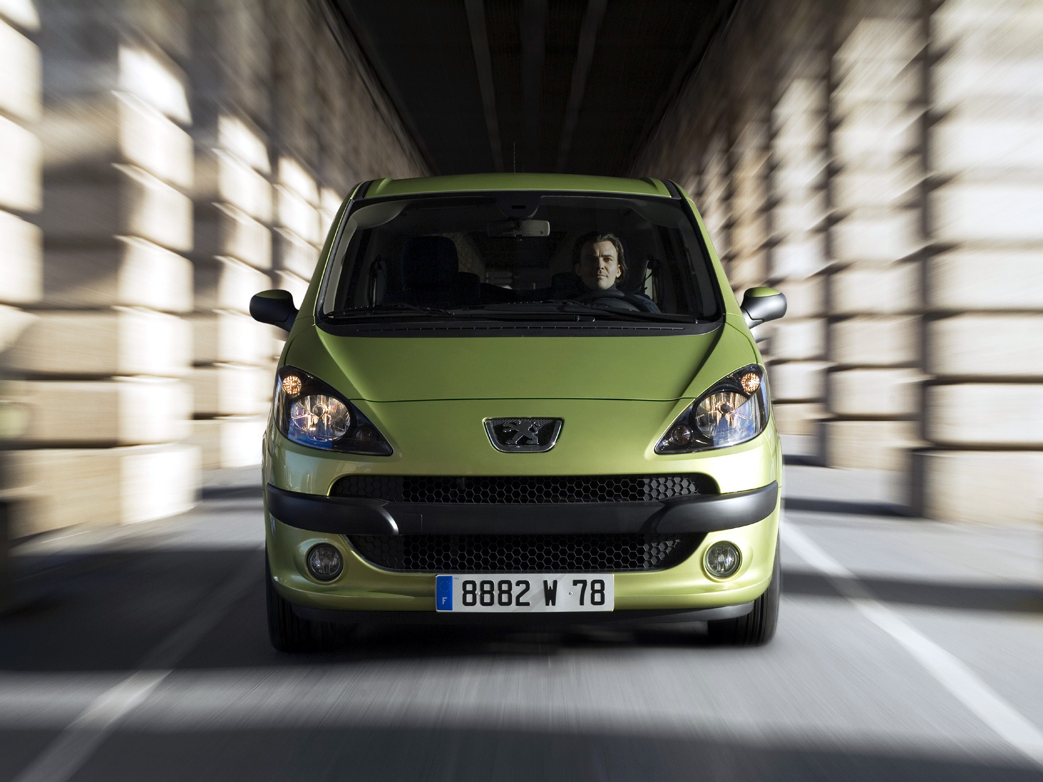 Peugeot 1007 photo 6