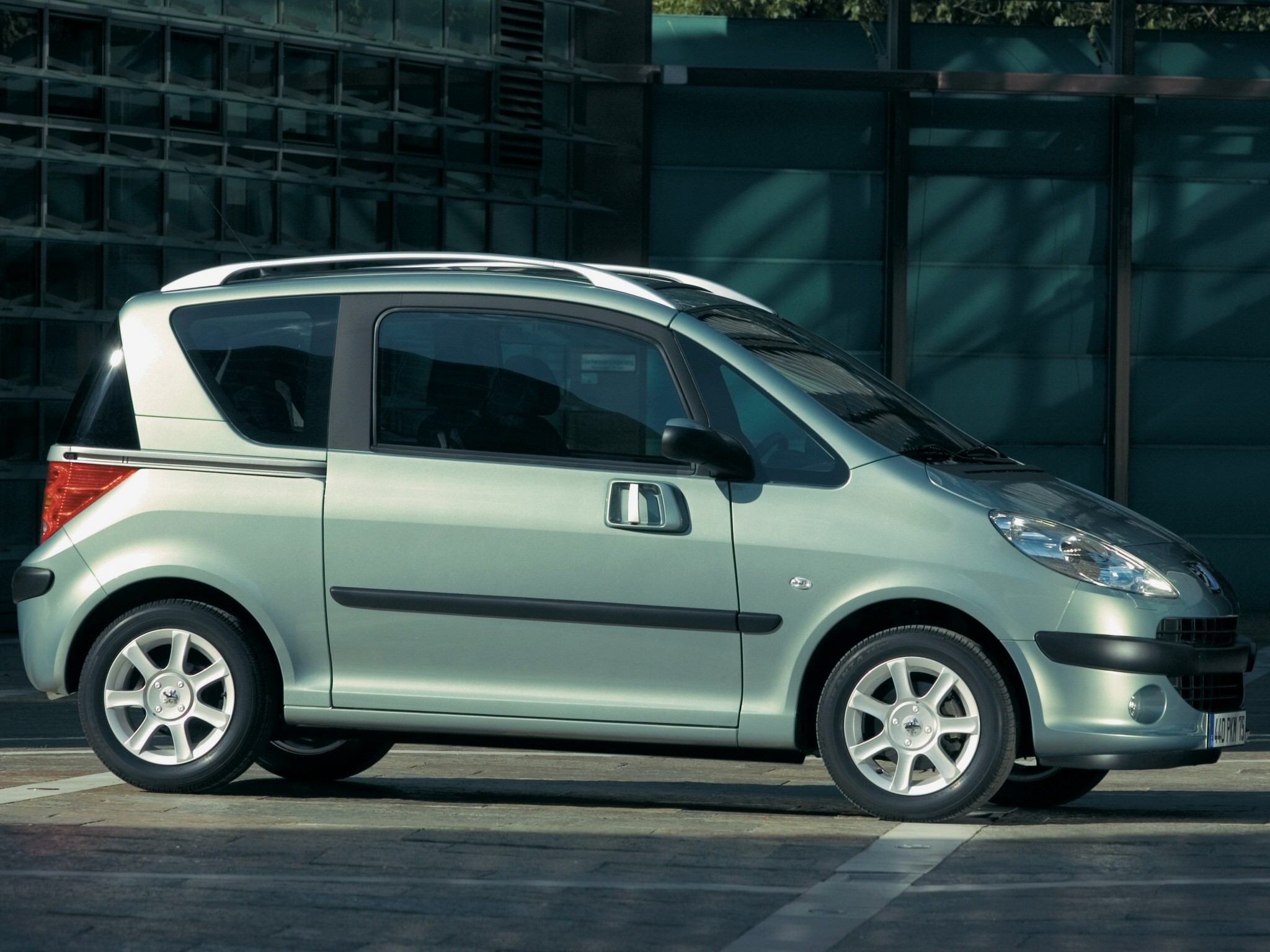 Peugeot 1007 photo 18