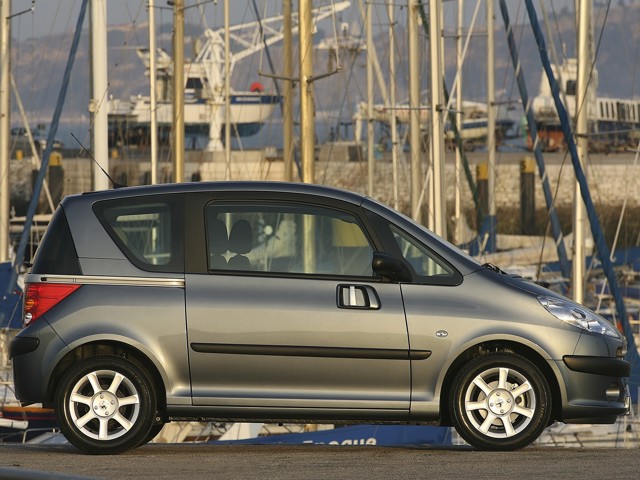 Peugeot 1007 foto 30