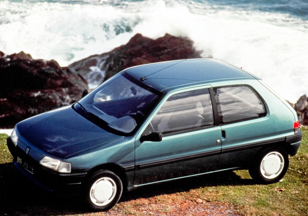 Peugeot 106 photo 16