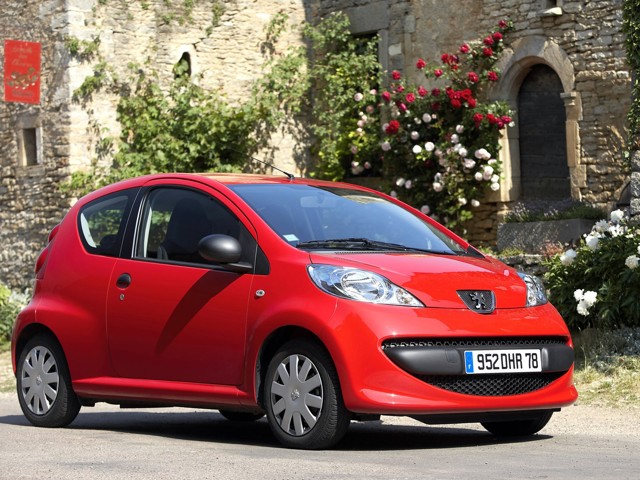 Peugeot 107 3 Doors photo 9