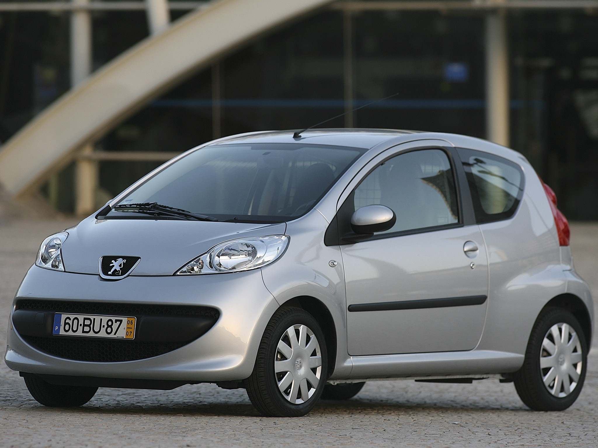 Peugeot 107 3 Doors photo 19