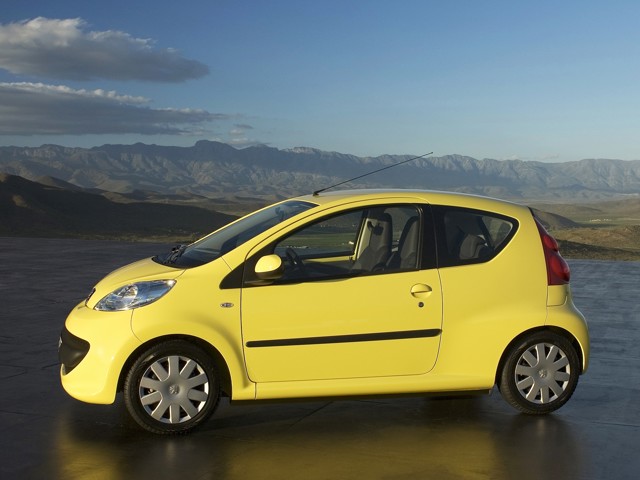 Peugeot 107 3 Doors photo 29