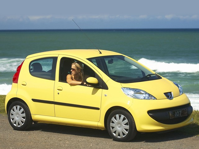 Peugeot 107 5 Doors photo 9
