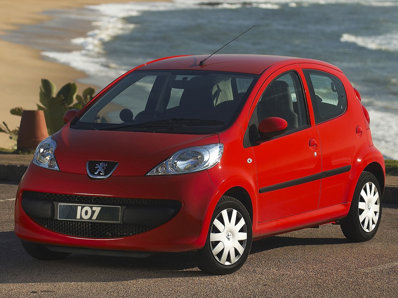Peugeot 107 5 Doors photo 13