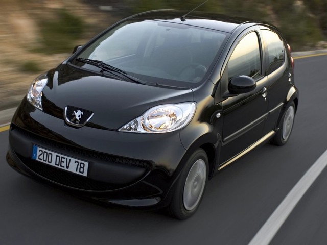 Peugeot 107 5 Doors photo 18