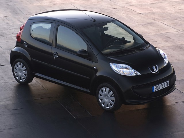 Peugeot 107 5 Doors photo 22
