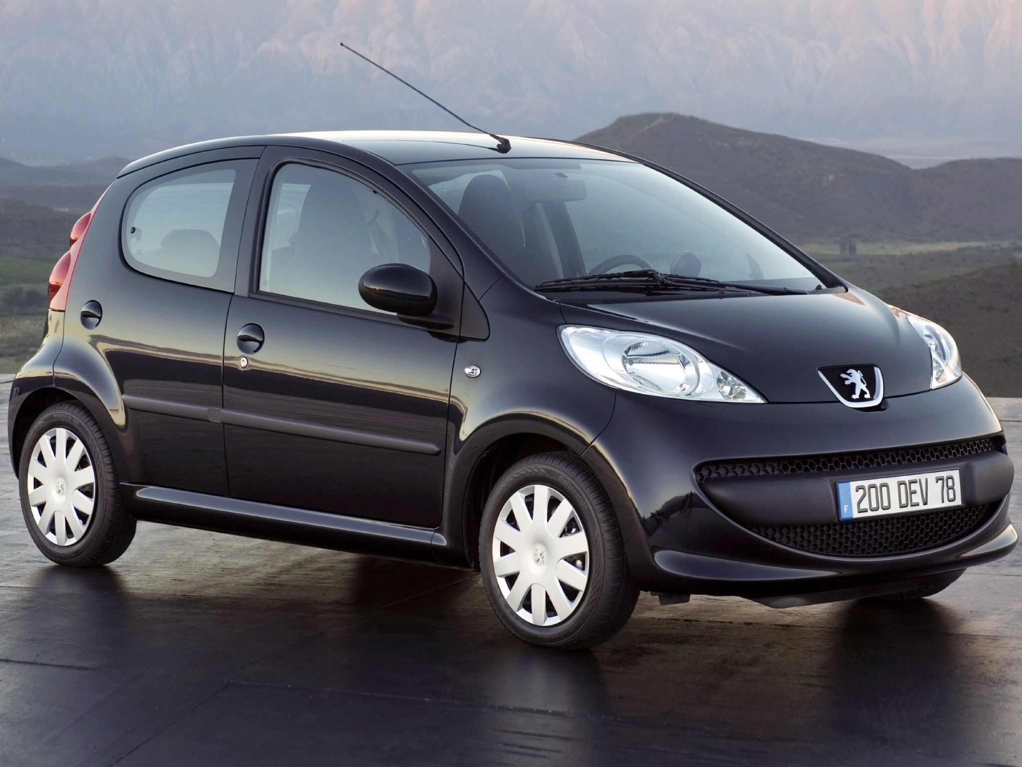 Peugeot 107 5 Doors photo 23