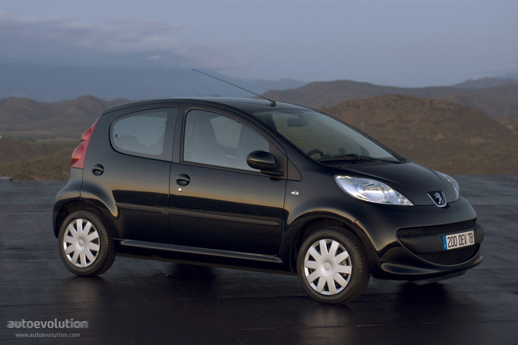 Peugeot 107 5 Doors photo 3