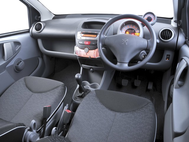 Peugeot 107 5 Doors photo 44