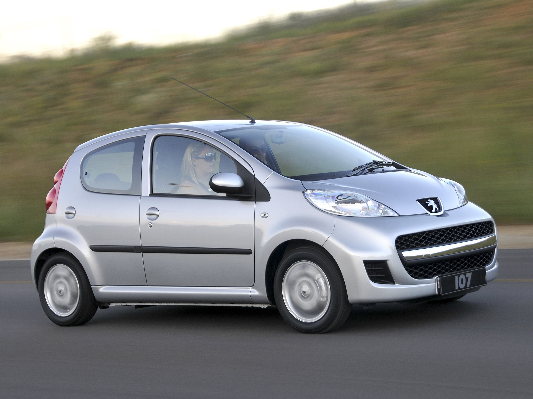 Peugeot 107 5 Doors photo 18