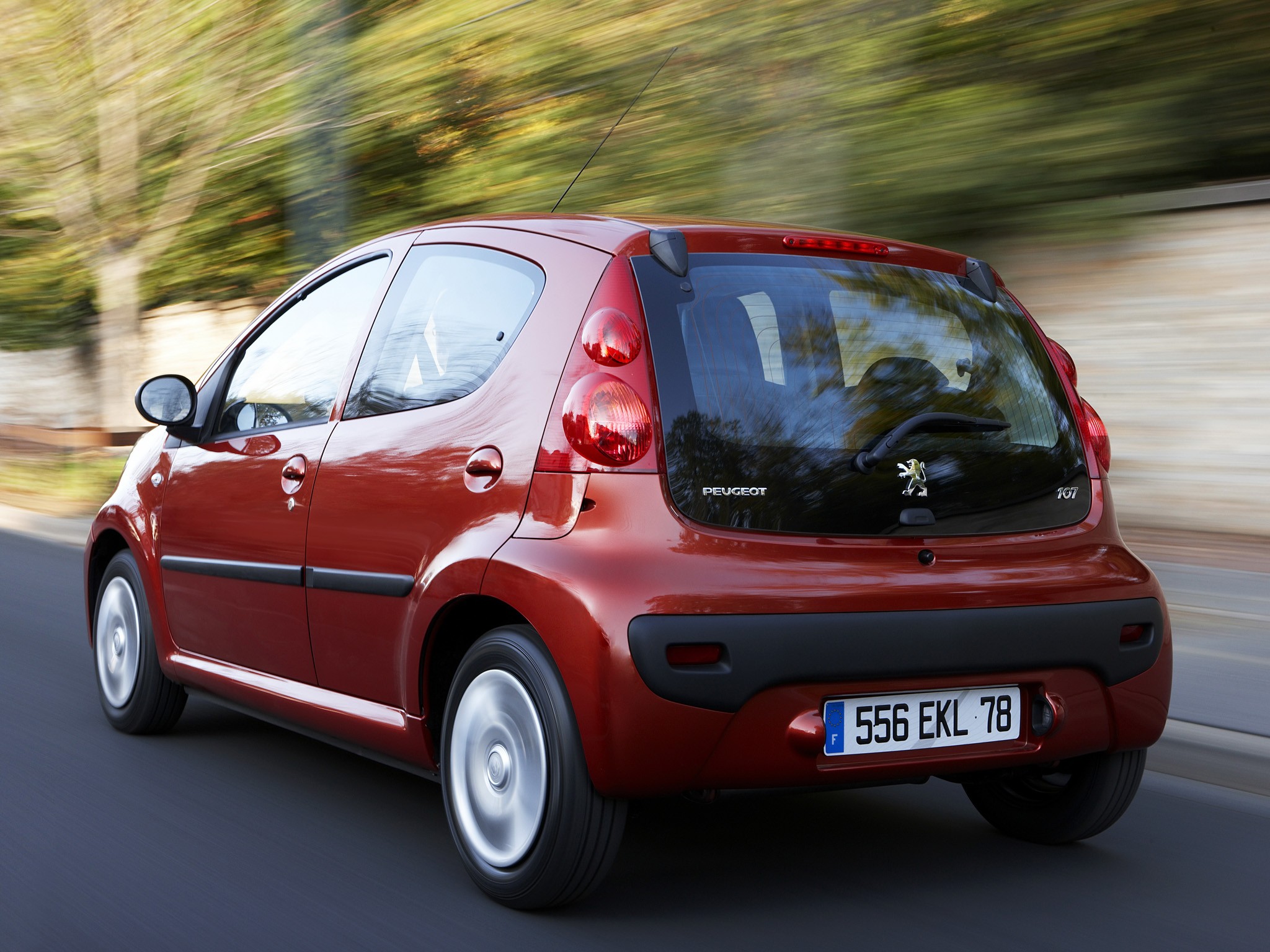 Peugeot 107 5 Doors photo 29