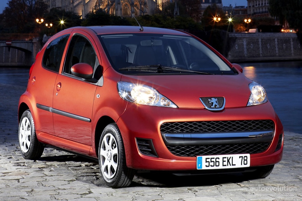 PEUGEOT 107 5 Doors