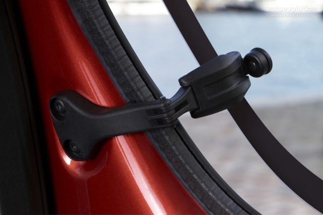 Peugeot 107 5 Doors photo 16