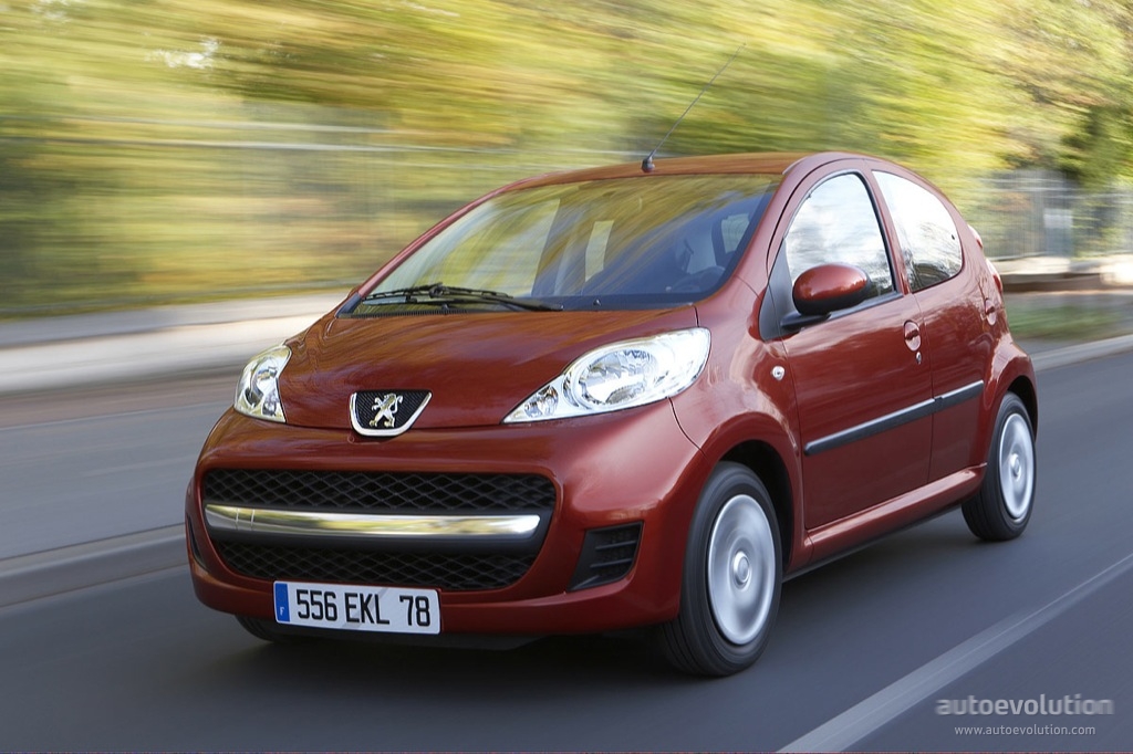 Peugeot 107 5 Doors photo 9