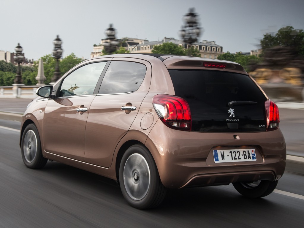 Peugeot 108 photo 16
