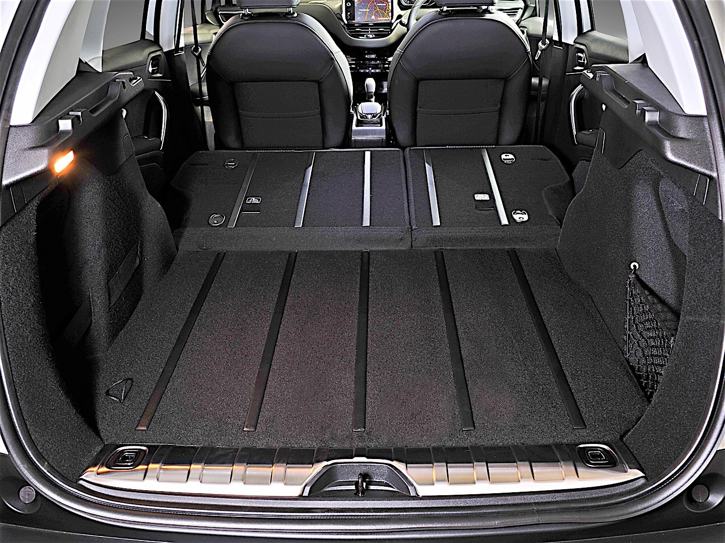 Peugeot 2008 photo 44