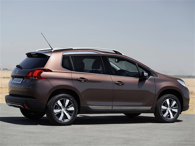 Peugeot 2008 Foto 16